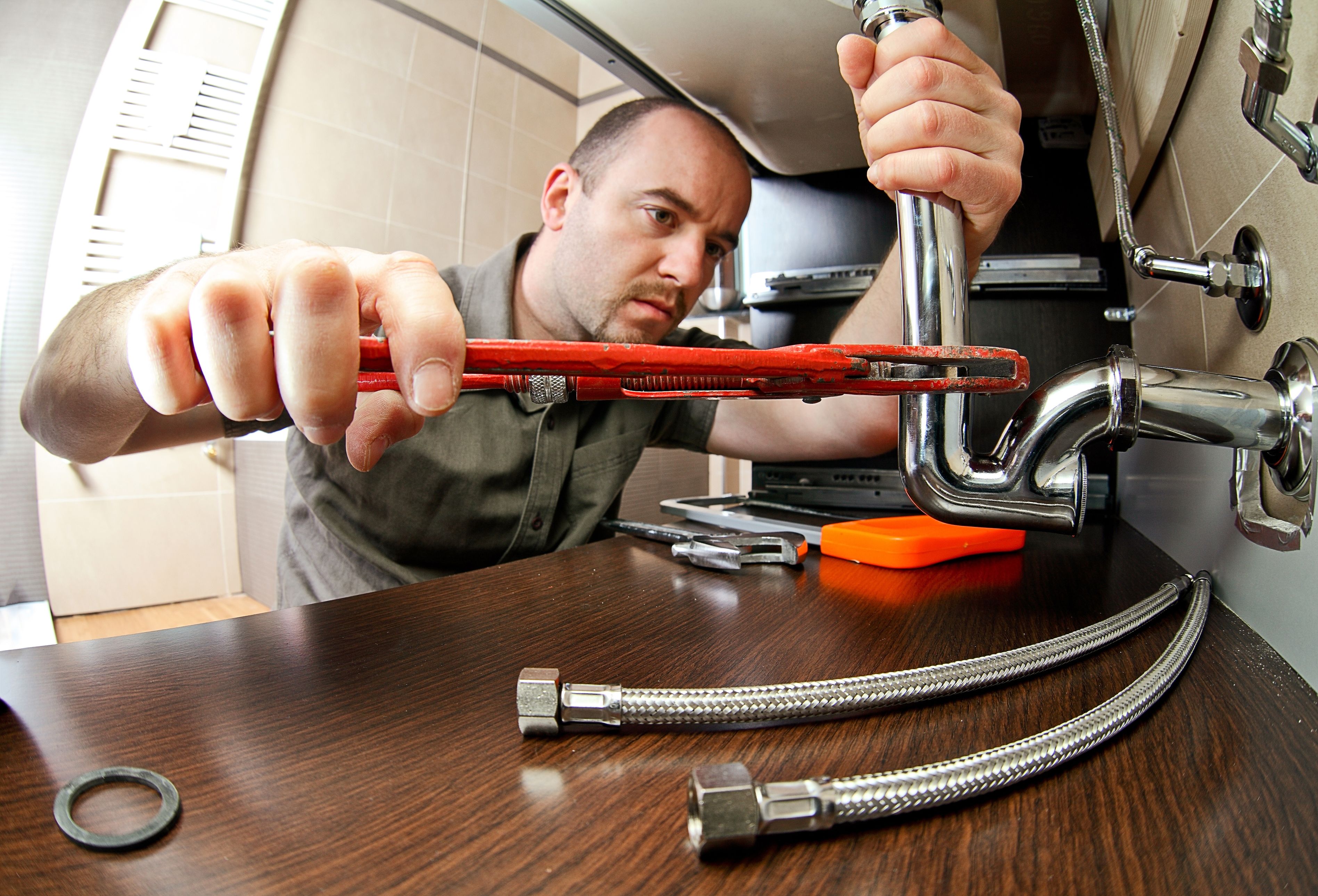 The Benefits of Hiring Professional Plumbers in College Park, GA