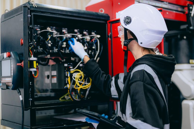 Find a Reliable Residential Electrician in Centennial, CO for Safe Home