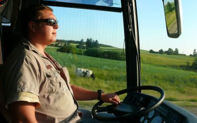 Start Your Trucking Career with Commercial Drivers License Classes Chicago IL for Success